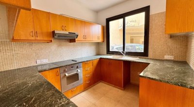 Town House For Sale  in  Kato Pafos