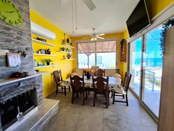 Detached Villa For Sale  in  Chlorakas