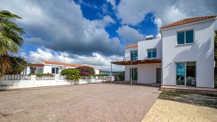 Image No.3-4 Bed Villa for sale