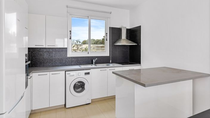 Image No.8-4 Bed Villa for sale