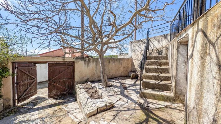 Image No.6-2 Bed House for sale
