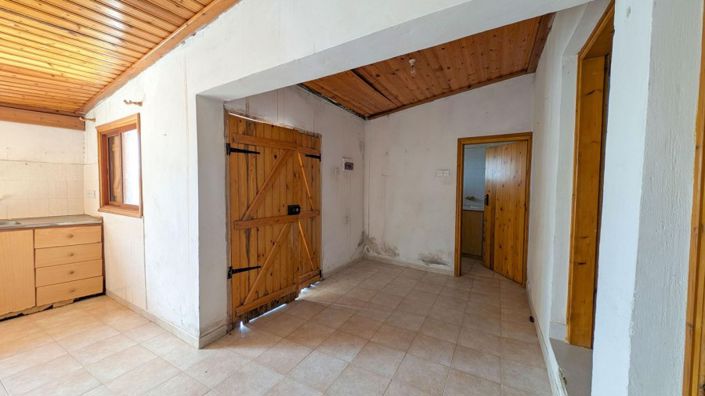 Image No.7-2 Bed House for sale