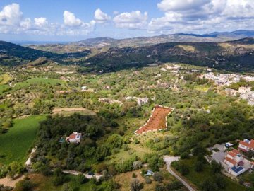 Field - Giolou, Paphos