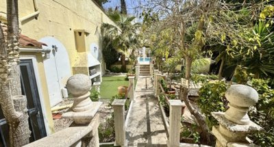 Detached Villa For Sale  in  Select Location