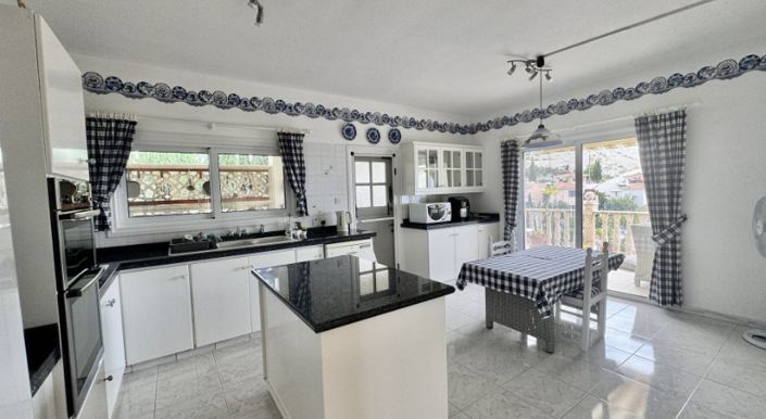 Image No.5-Villa de 5 chambres à vendre à Tala