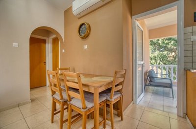 Apartment For Sale  in  Universal Area