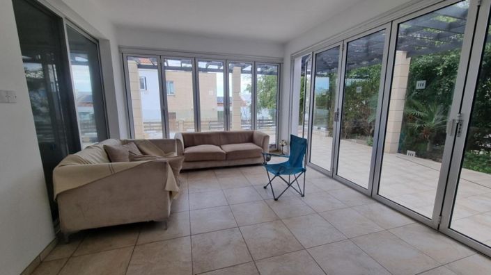 Image No.3-3 Bed Villa for sale