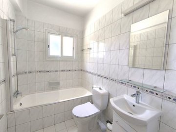 Apartment For Sale  in  Kato Pafos