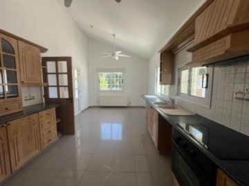 Detached Villa For Sale  in  Kissonerga