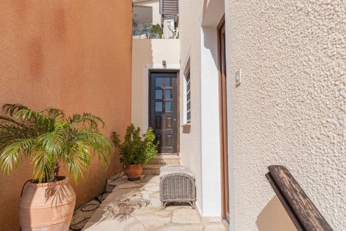 Image No.5-3 Bed House for sale