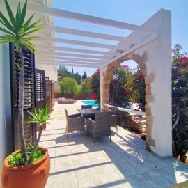 Detached Villa For Sale  in  Kamares