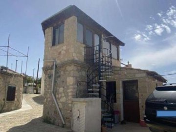 1 - Argaka, House