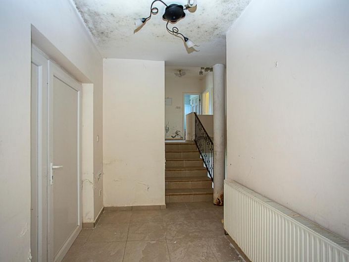 Image No.10-House for sale