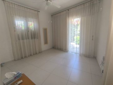 Bungalow For Sale  in  Chlorakas