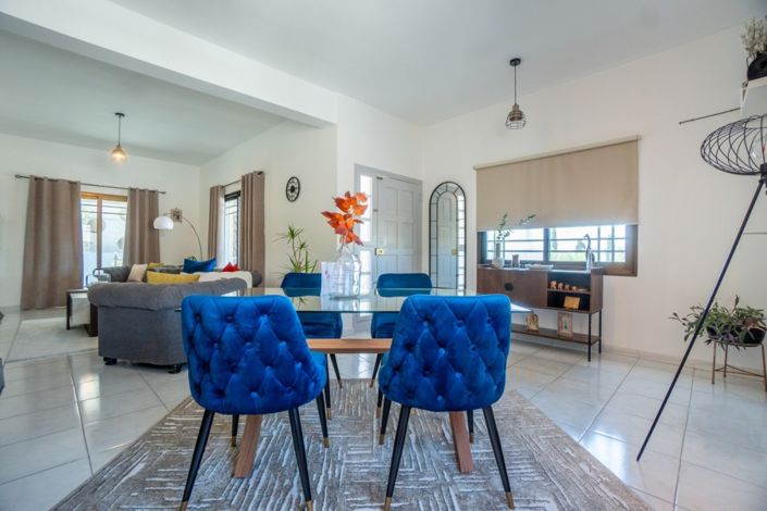 Image No.4-2 Bed Bungalow for sale