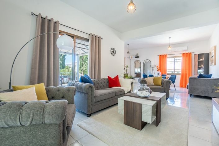 Image No.8-2 Bed Bungalow for sale