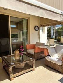 Ground Floor Apartment  For Sale  in  Peyia Village
