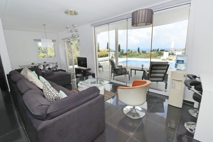 Image No.10-5 Bed Villa for sale