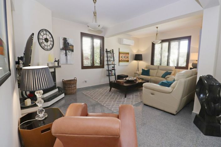 Image No.5-4 Bed Villa for sale