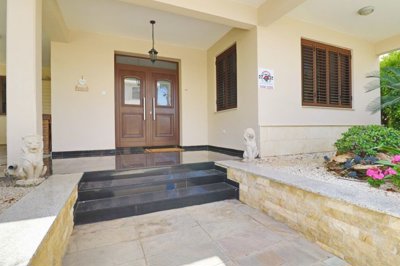 Detached Villa For Sale  in  Select Location