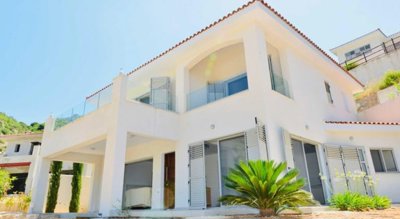 Detached Villa For Sale  in  Select Location