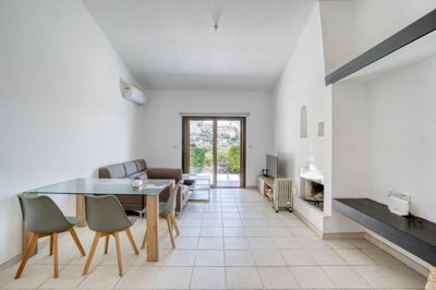 Bungalow For Sale  in  Kamares