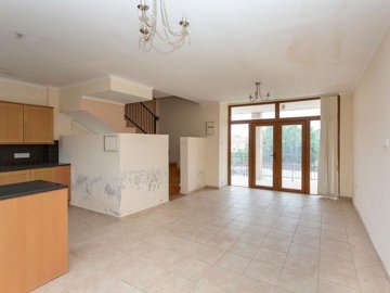 Maisonette - Peristerna Gardens - Anavargos, Paphos