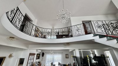 Detached Villa For Sale  in  Select Location