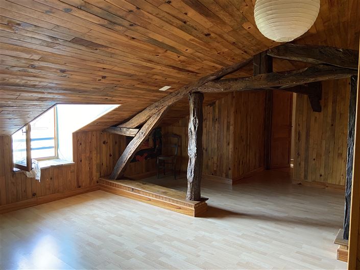 Image No.16-7 Bed House for sale