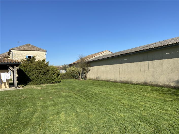 Image No.22-7 Bed House for sale