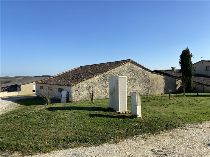 Image No.31-7 Bed House for sale