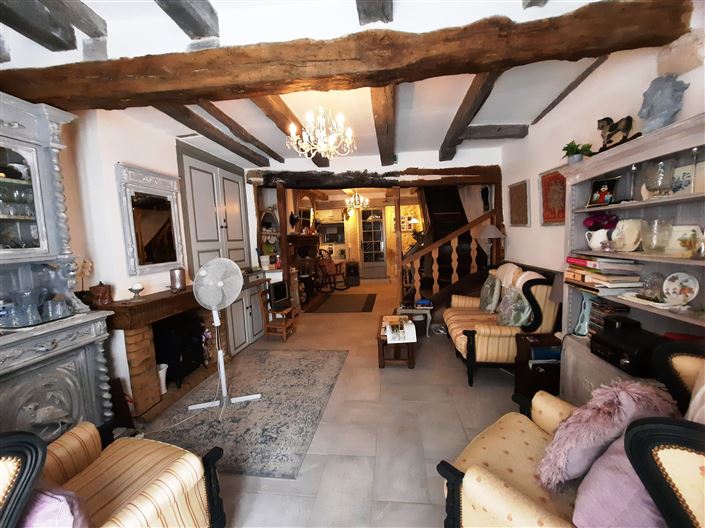 Image No.6-2 Bed House for sale