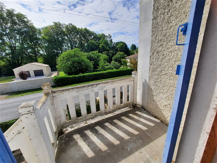 Image No.11-2 Bed House for sale