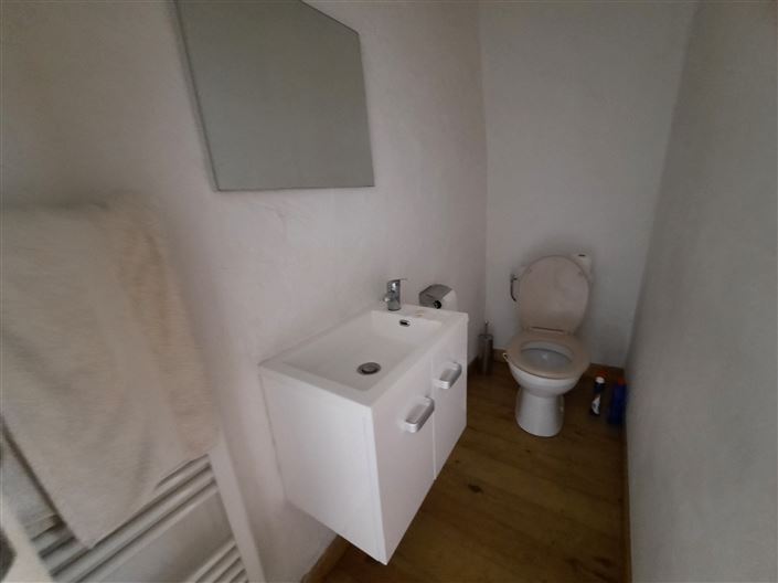 Image No.8-2 Bed House for sale