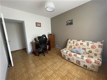1416359989