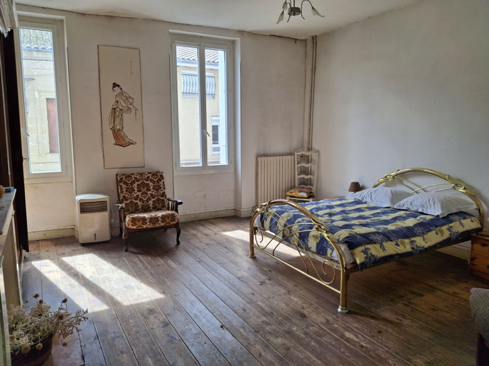 Image No.10-3 Bed House for sale