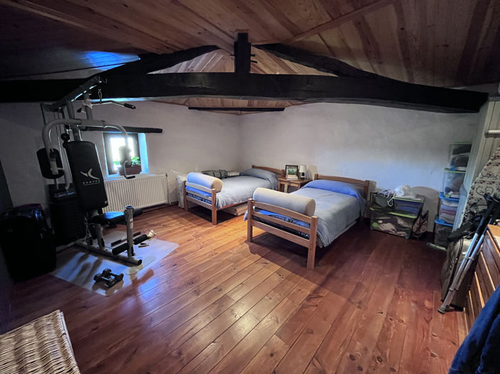 Image No.8-4 Bed House for sale