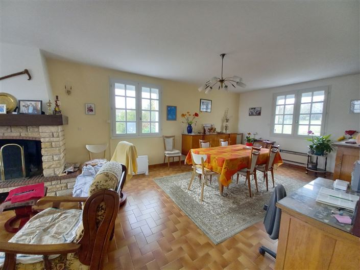 Image No.3-3 Bed House for sale