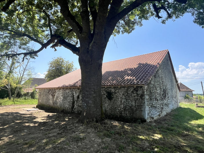 Image No.12-2 Bed House for sale