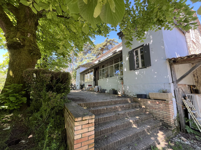 Image No.18-3 Bed House for sale