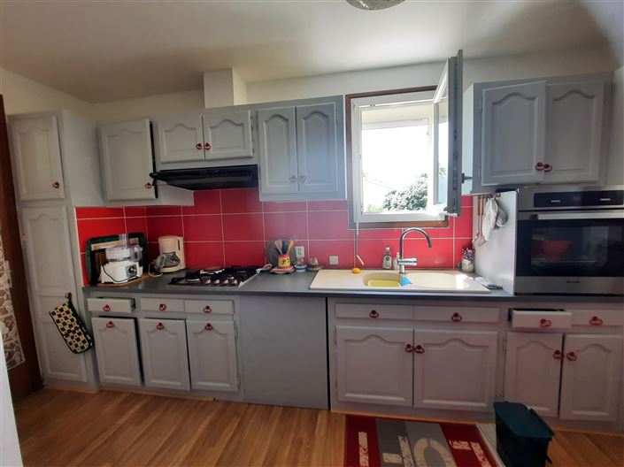 Image No.6-3 Bed House for sale