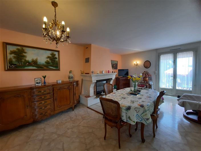 Image No.8-3 Bed House for sale