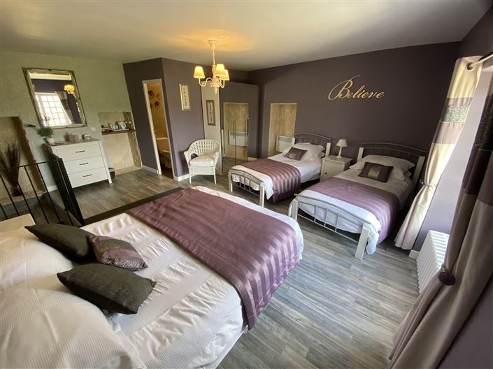 Image No.19-5 Bed House for sale