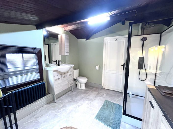 Image No.20-4 Bed House for sale