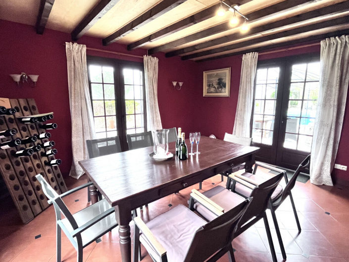 Image No.24-4 Bed House for sale