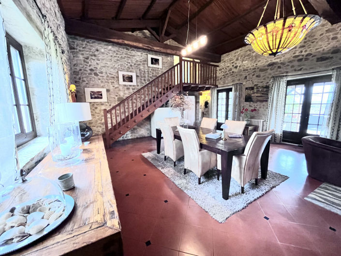 Image No.5-4 Bed House for sale