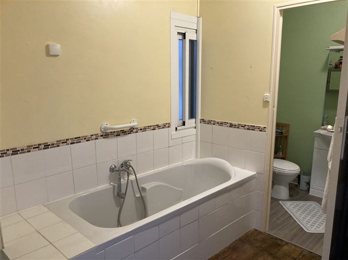 Image No.11-3 Bed House for sale