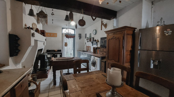 Image No.18-3 Bed House for sale