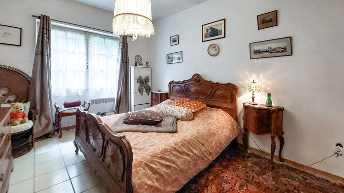 Image No.8-3 Bed House for sale