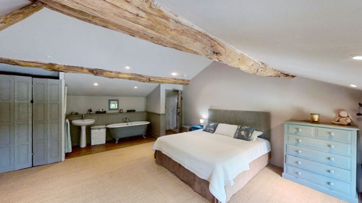 Image No.11-5 Bed House for sale